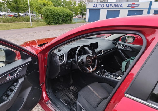 Mazda 3 cena 74900 przebieg: 99900, rok produkcji 2018 z Warszawa małe 191